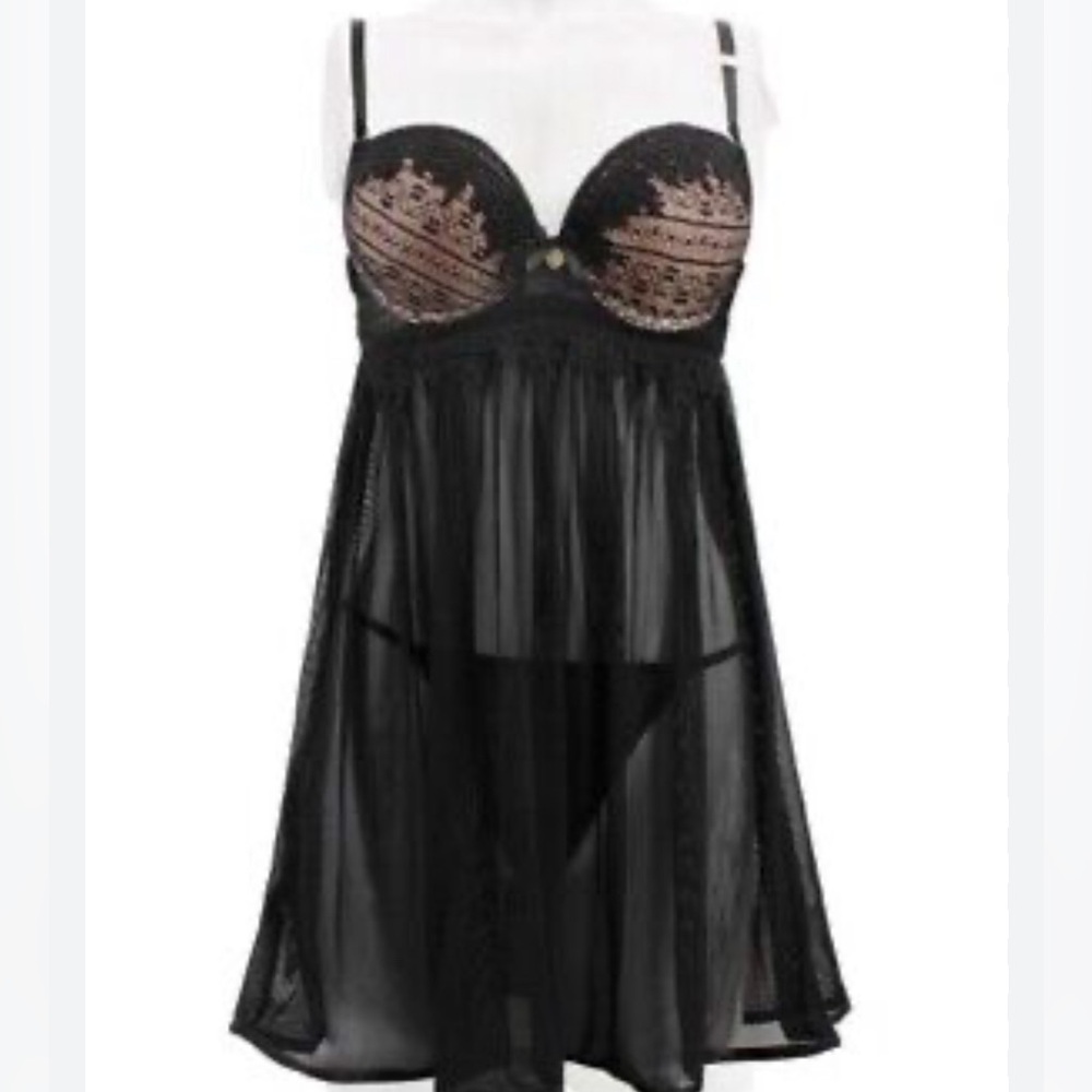 Daisy Fuentes love triangle babydoll set size small new